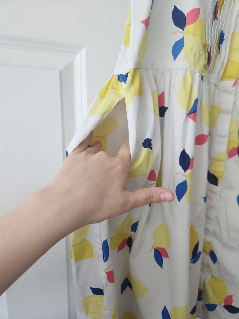 kate spade White Sleeveless Lemon Floral Cotton Shirt Dress (Large) - Picture 3 of 4